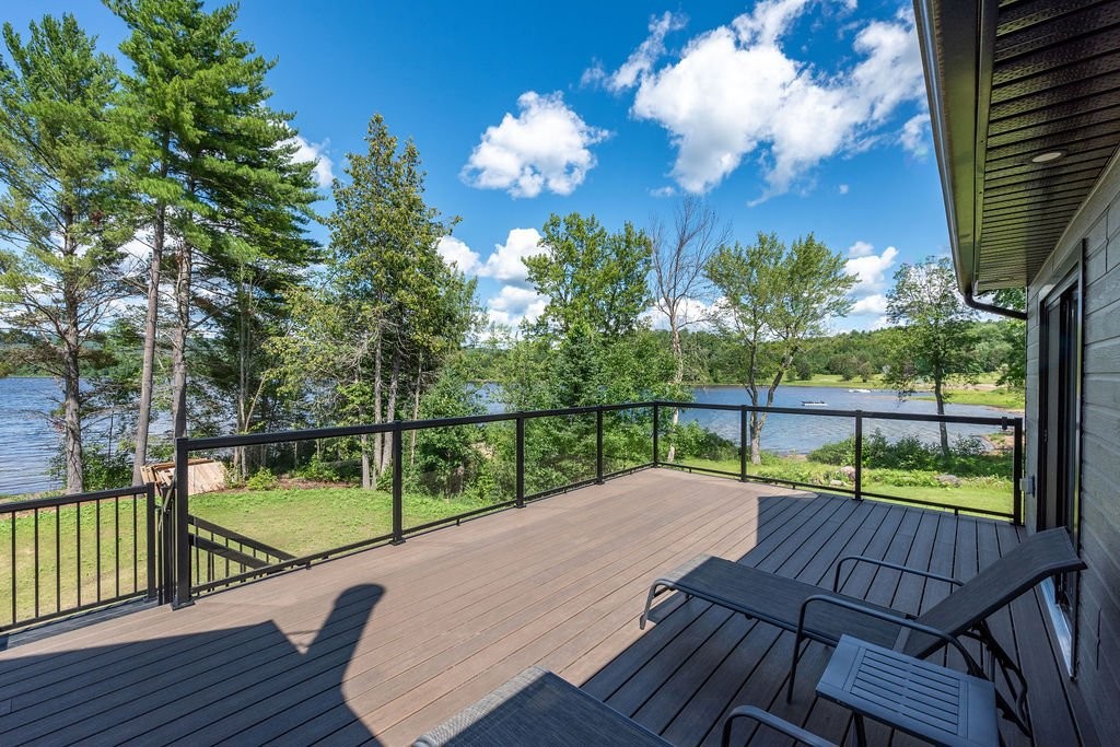 









219


Ch. Tripp

,
Sheenboro,




QC
J0X2Z0

