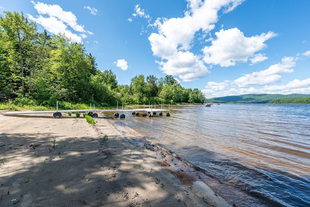 









219


Ch. Tripp

,
Sheenboro,




QC
J0X2Z0

