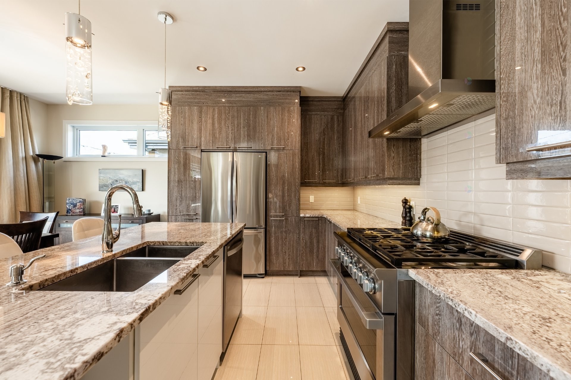 









1813


Rue de Beaulac

,
Chambly,




QC
J3L0S9

