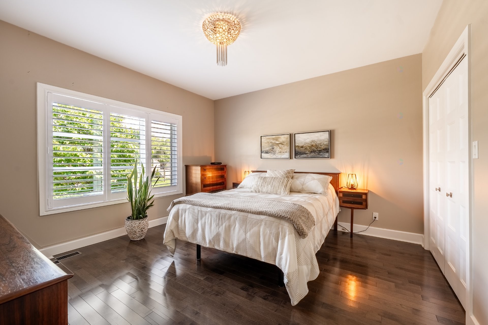 









1813


Rue de Beaulac

,
Chambly,




QC
J3L0S9

