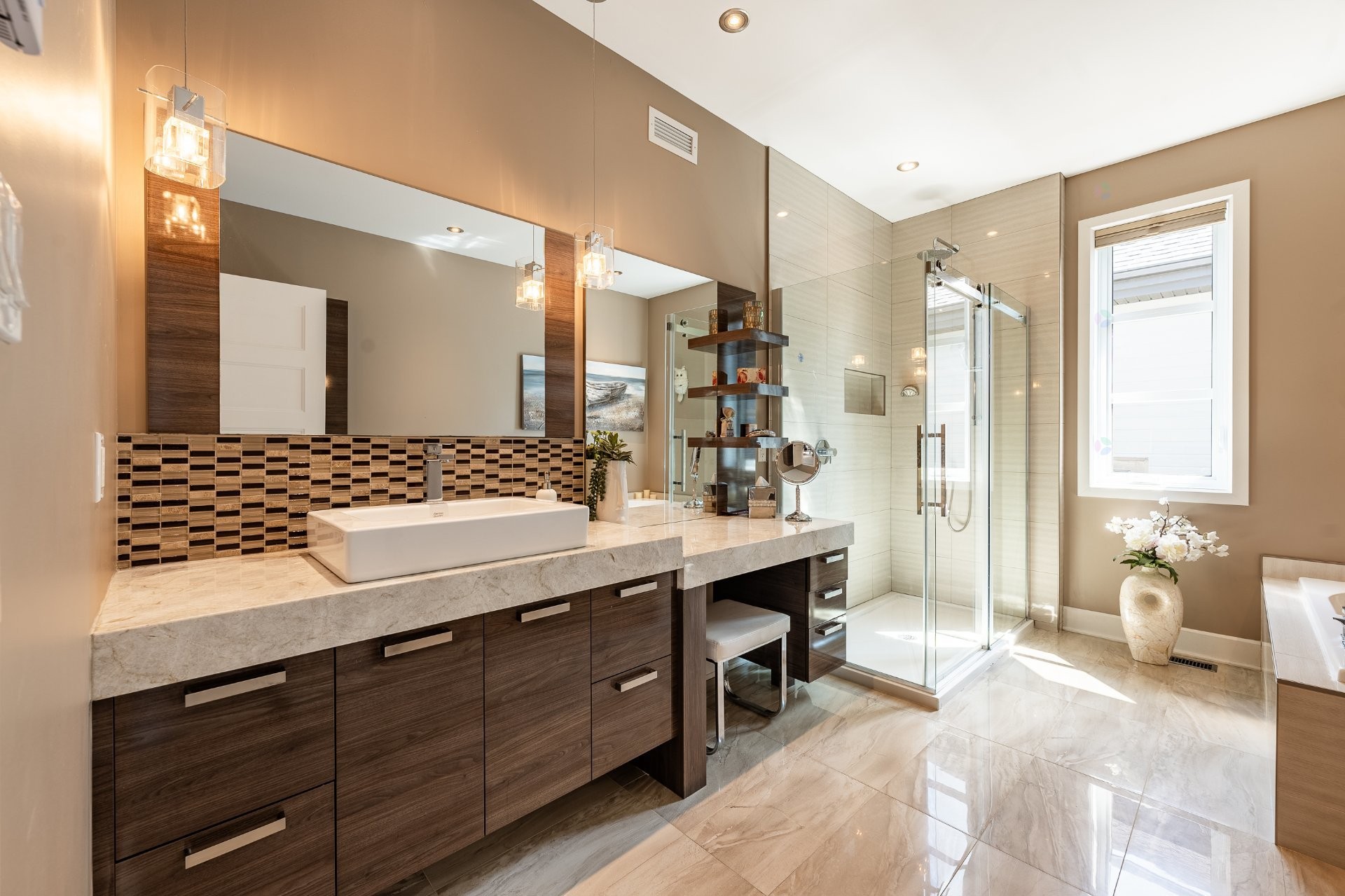









1813


Rue de Beaulac

,
Chambly,




QC
J3L0S9

