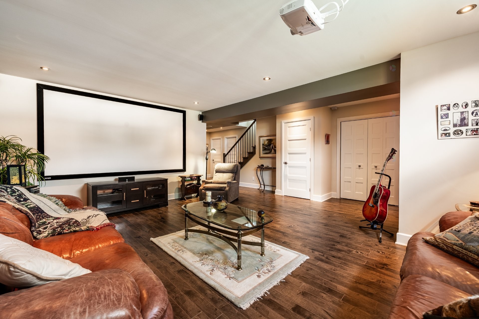 









1813


Rue de Beaulac

,
Chambly,




QC
J3L0S9

