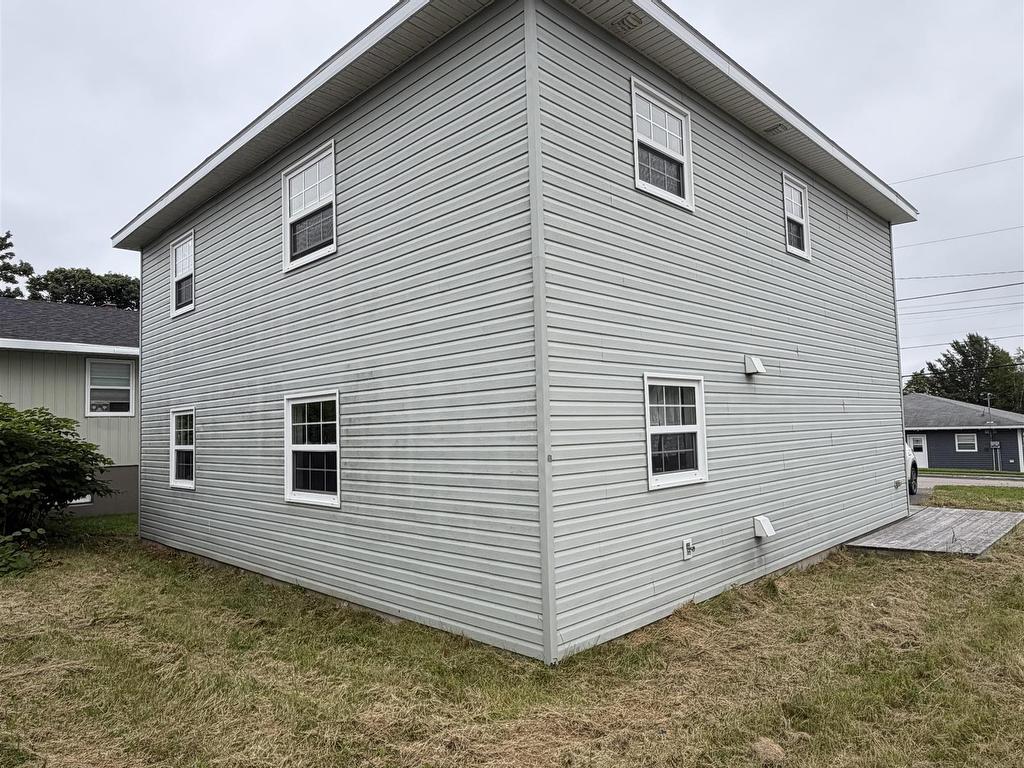 












272/274 York Street

,
Glace Bay,




NS
B1A 2M3

