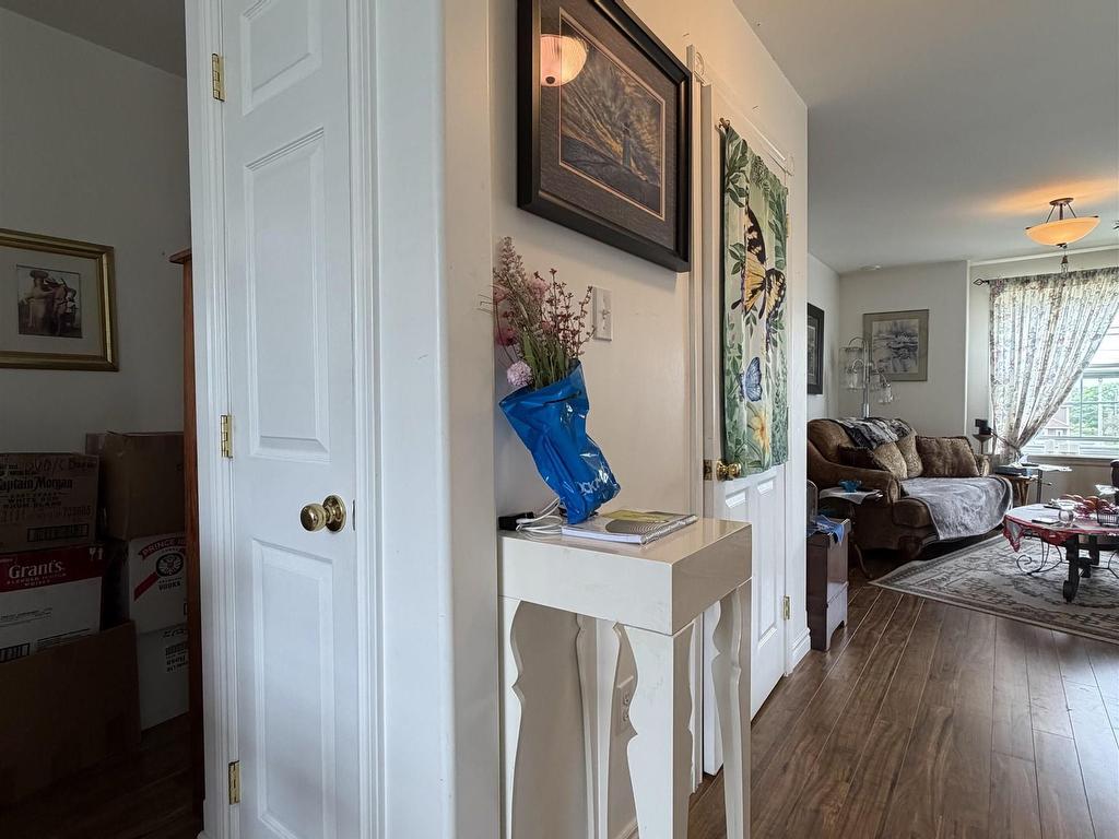 












272/274 York Street

,
Glace Bay,




NS
B1A 2M3

