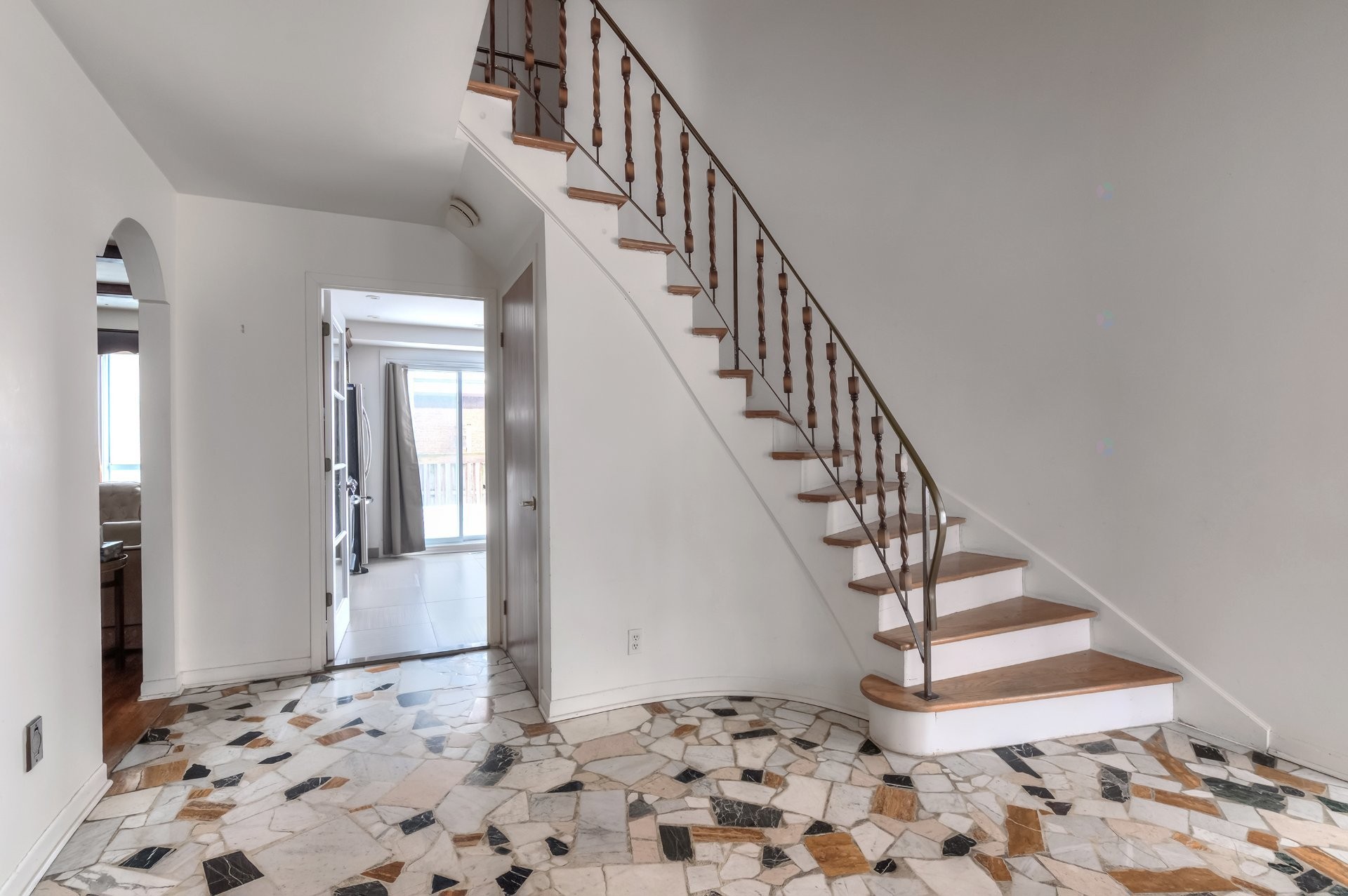 









50


Rue Westpark

,
Dollard-des-Ormeaux,




QC
H9A2J7

