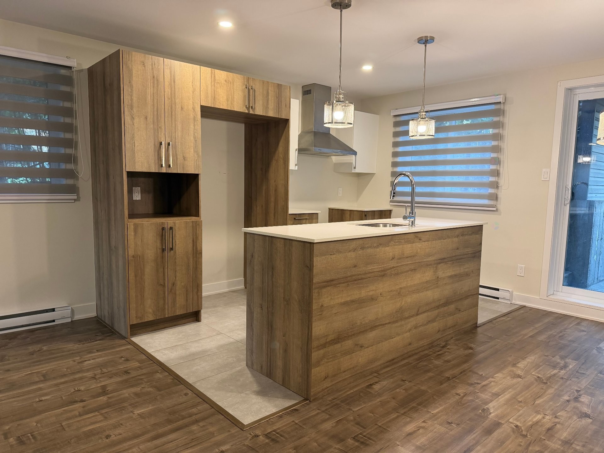 









78


Rue Moreau

, 101,
Saint-Jean-sur-Richelieu,




QC
J2W2G8

