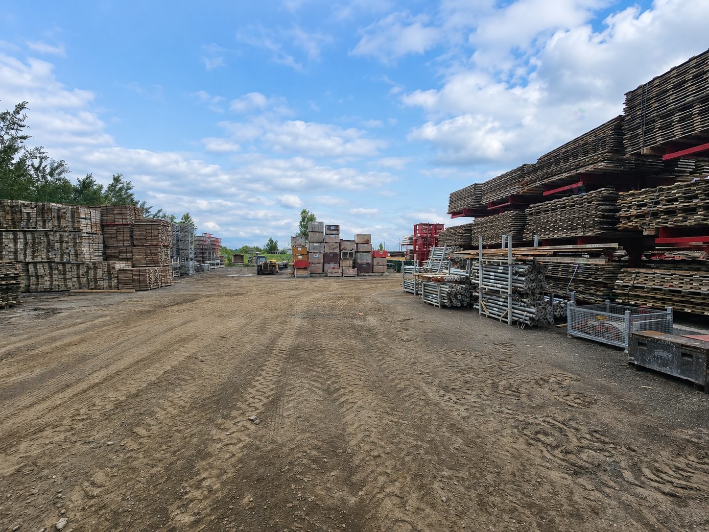 









14355


Rue Rolland-Desjardins

,
Mirabel,




QC
J7J0K5

