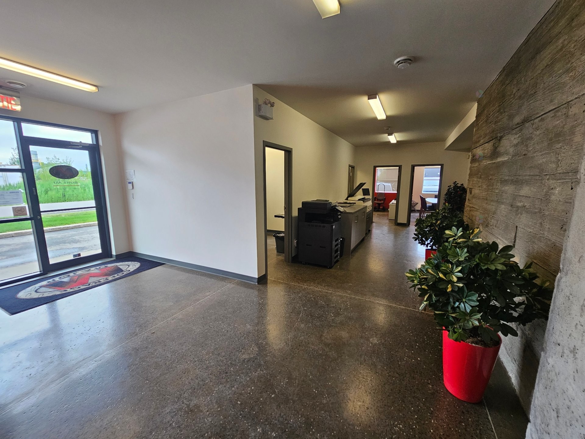 









14355


Rue Rolland-Desjardins

,
Mirabel,




QC
J7J0K5

