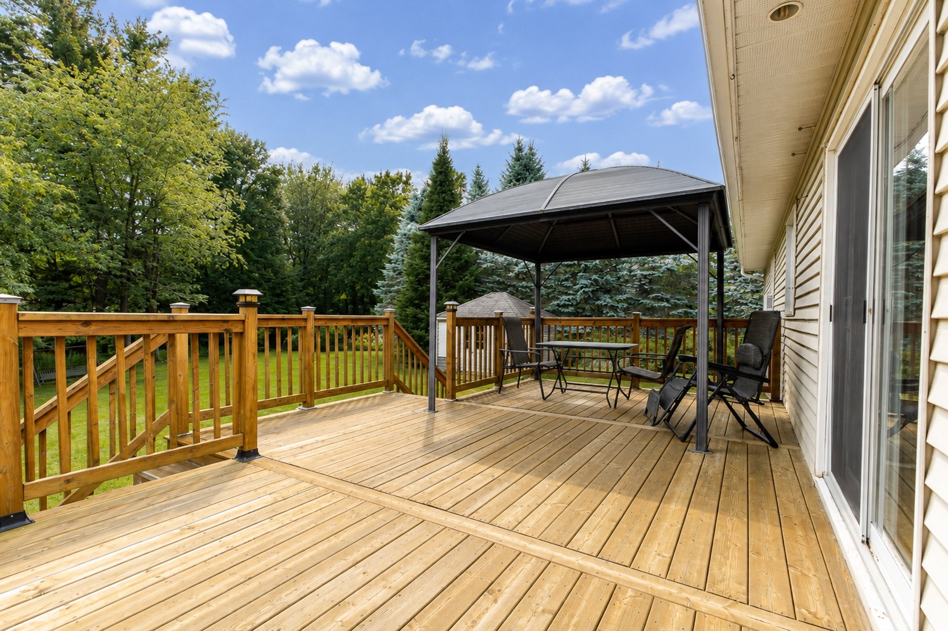 









227


48e Rue O.

,
Venise-en-Québec,




QC
J0J2K0

