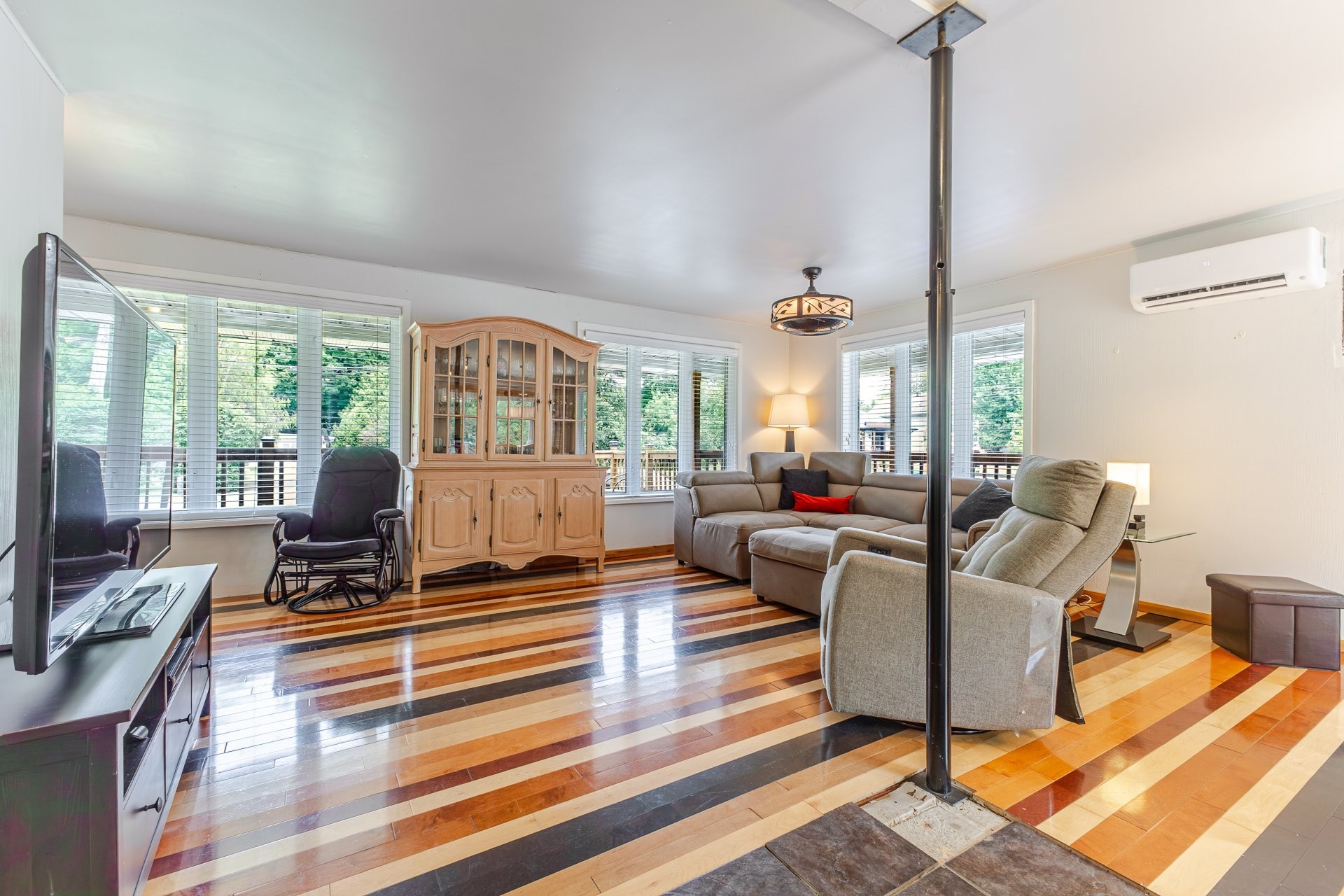 









227


48e Rue O.

,
Venise-en-Québec,




QC
J0J2K0

