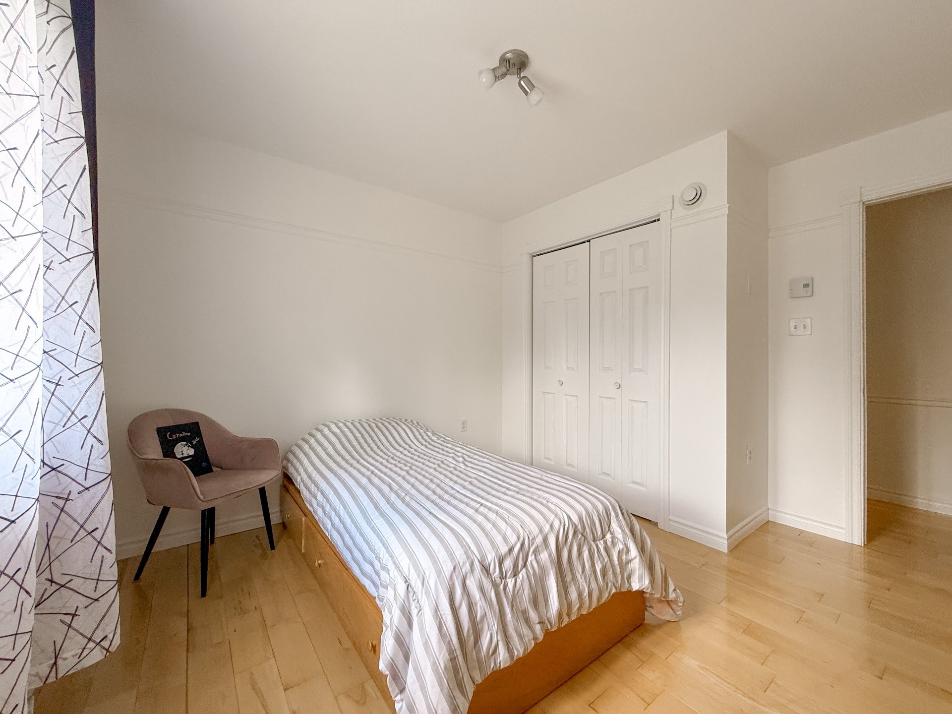 









850


Ch. des Thuyas

,
Shawinigan,




QC
G9R1Y2

