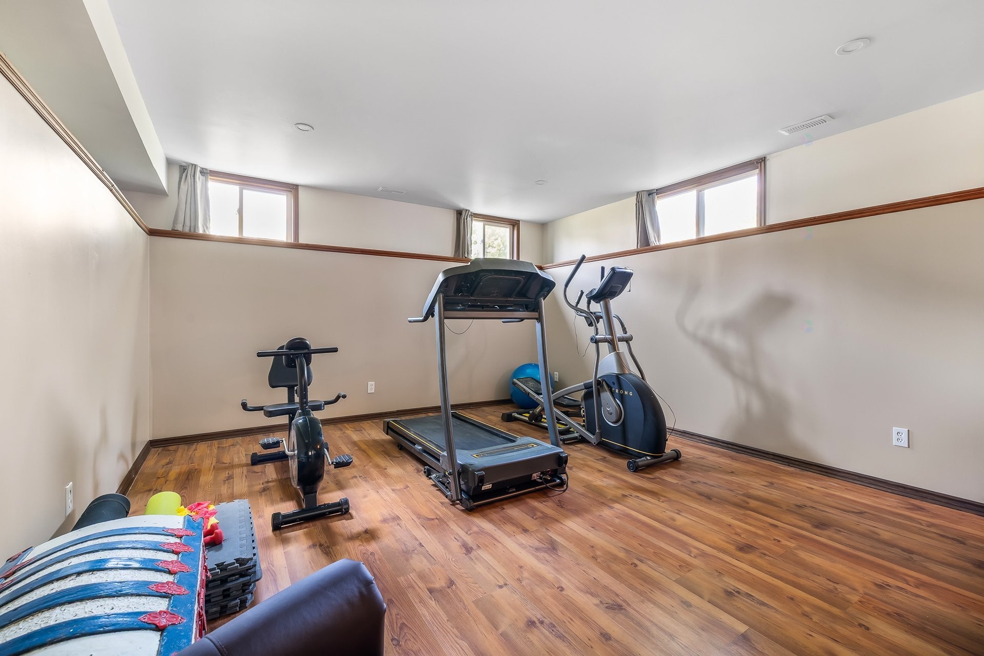 









196


Rue Argyle

,
Shawville,




QC
J0X2Y0

