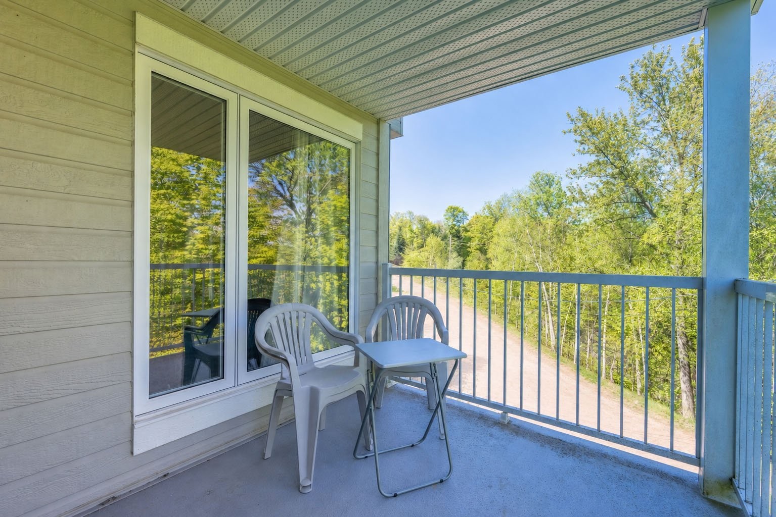 









136


Rue du Mont-Plaisant

, 207,
Mont-Tremblant,




QC
J8E1L2

