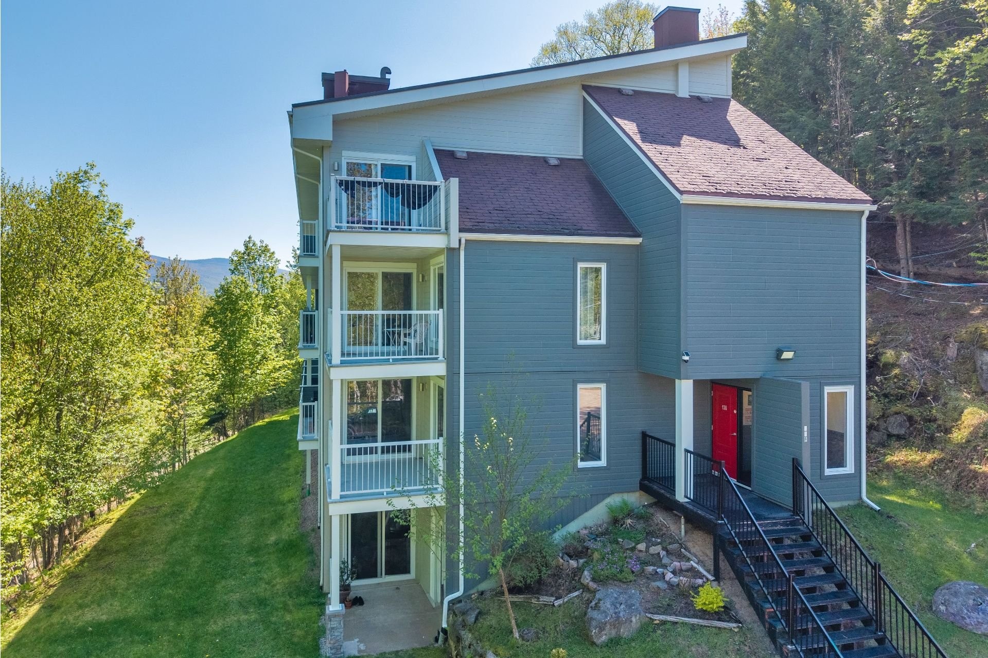 









136


Rue du Mont-Plaisant

, 207,
Mont-Tremblant,




QC
J8E1L2

