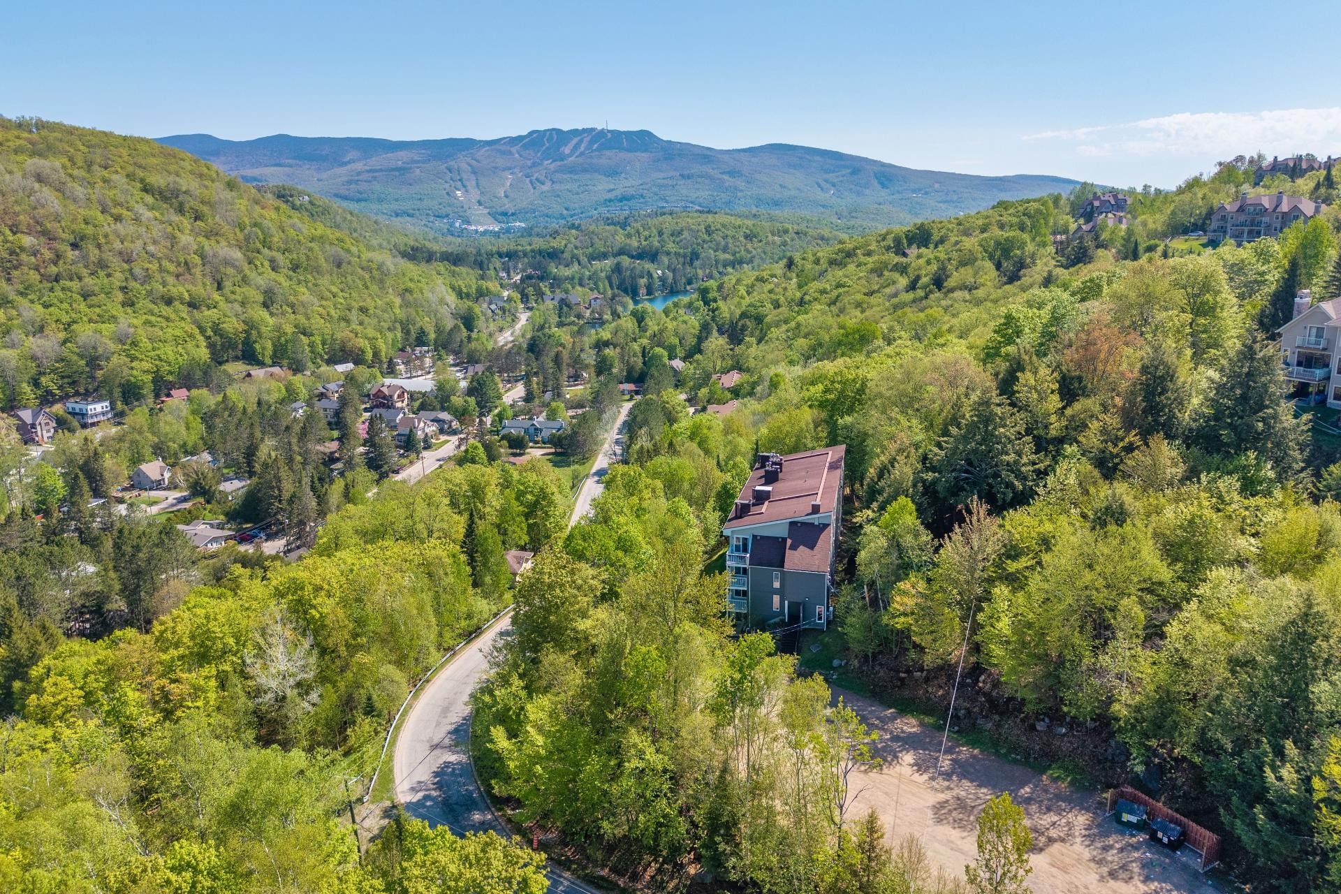 









136


Rue du Mont-Plaisant

, 207,
Mont-Tremblant,




QC
J8E1L2

