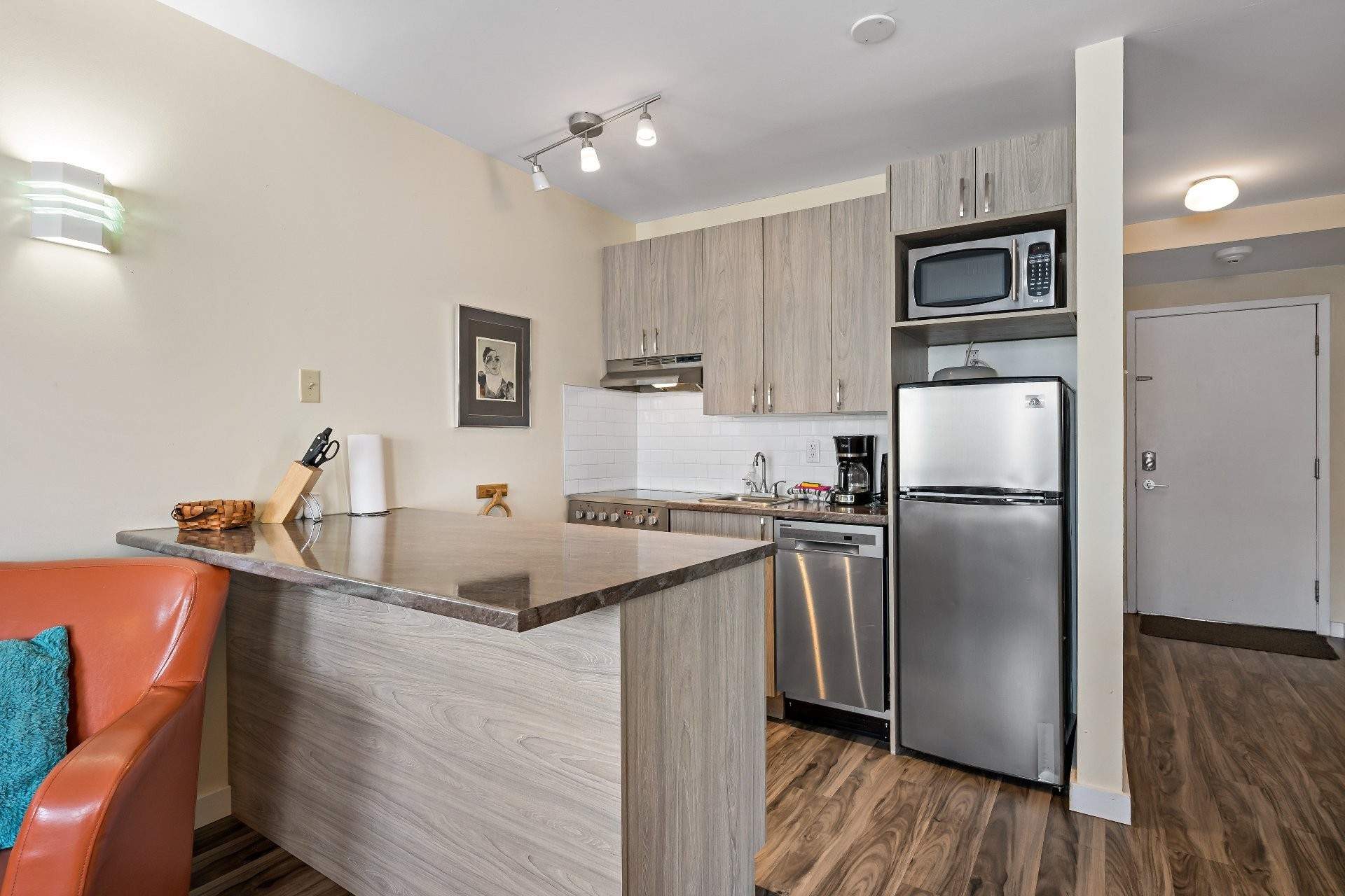 









136


Rue du Mont-Plaisant

, 207,
Mont-Tremblant,




QC
J8E1L2

