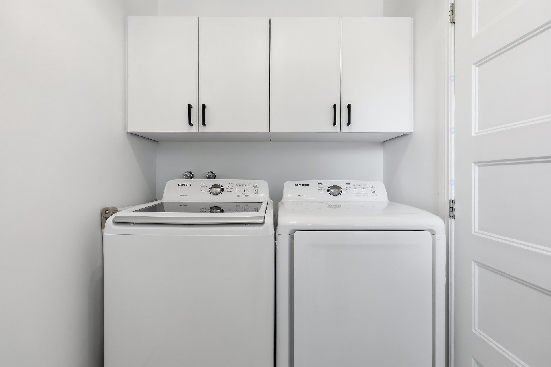 









4925


Boul. Davis

,
Longueuil (Saint-Hubert),




QC
J3Y8K1

