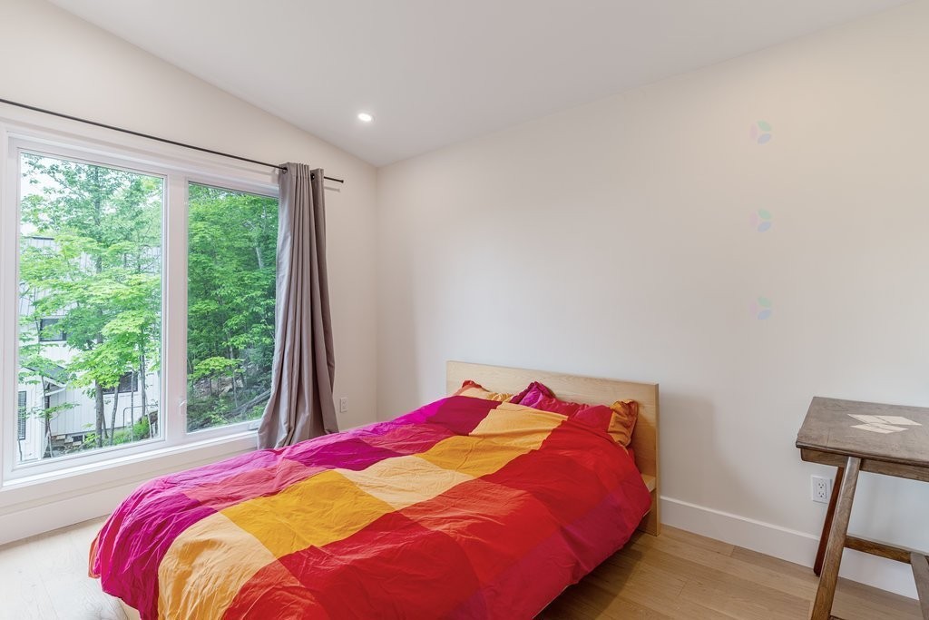 









64


Rue de Sarajevo

,
Cantley,




QC
J8V3B2


