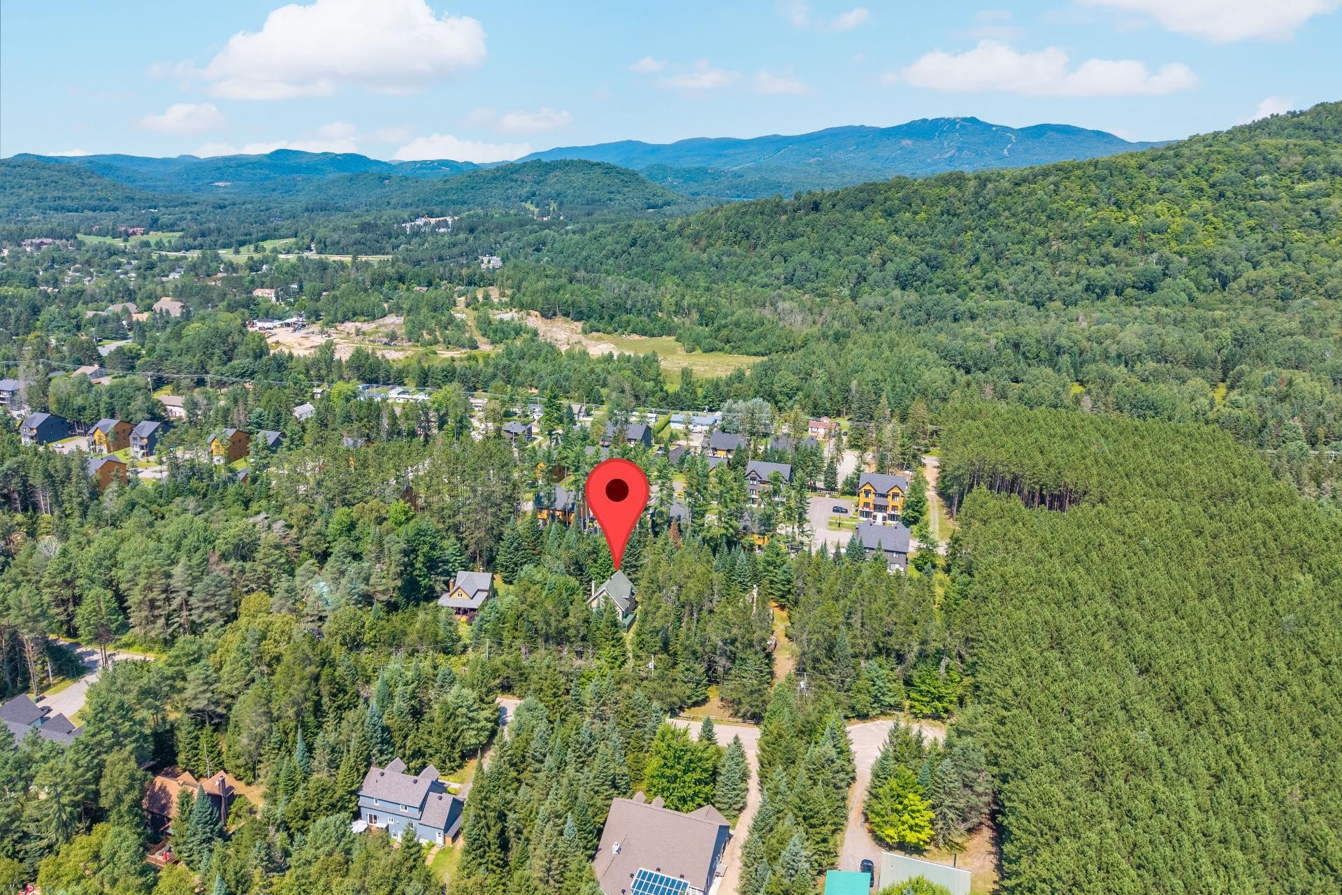 









760


Ch. de la Forêt-Noire

,
Mont-Tremblant,




QC
J8E2N7

