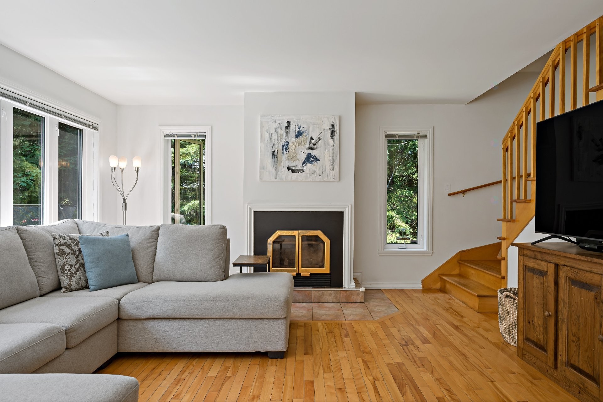 









760


Ch. de la Forêt-Noire

,
Mont-Tremblant,




QC
J8E2N7

