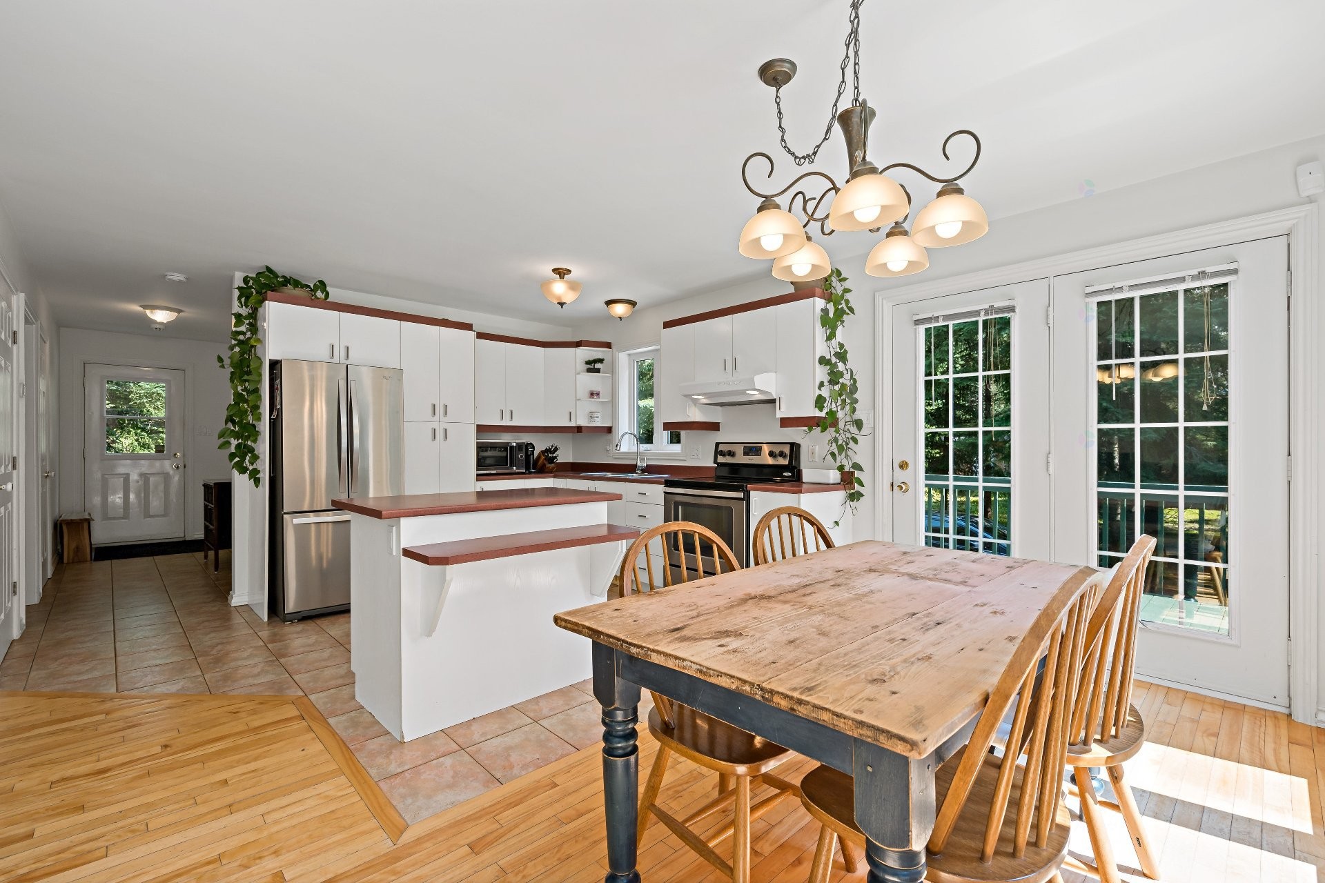 









760


Ch. de la Forêt-Noire

,
Mont-Tremblant,




QC
J8E2N7

