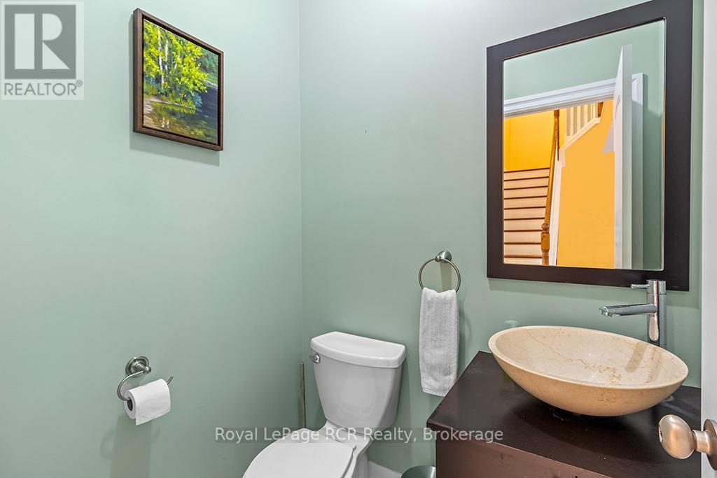 












758335 GIRL GUIDE ROAD

,
Georgian Bluffs,




Ontario
N4K5N7

