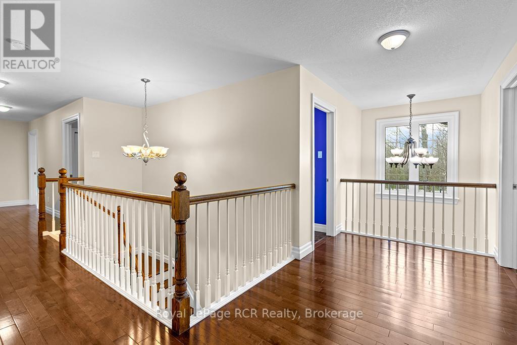 












758335 GIRL GUIDE ROAD

,
Georgian Bluffs,




Ontario
N4K5N7


