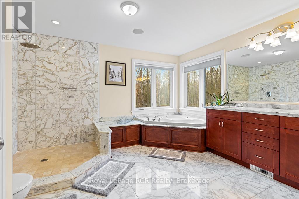 












758335 GIRL GUIDE ROAD

,
Georgian Bluffs,




Ontario
N4K5N7

