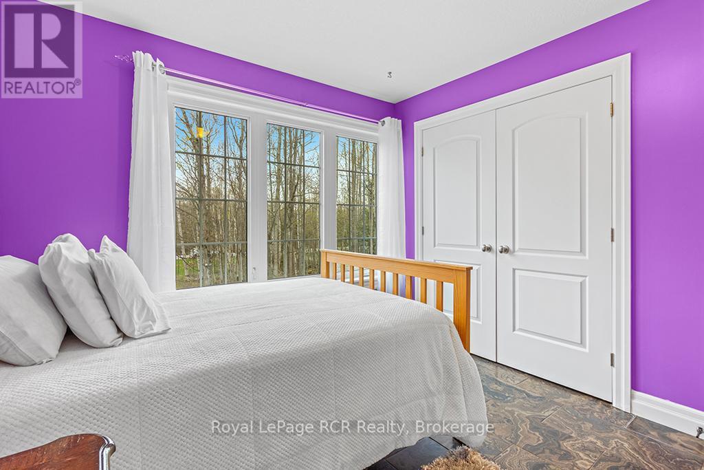 












758335 GIRL GUIDE ROAD

,
Georgian Bluffs,




Ontario
N4K5N7

