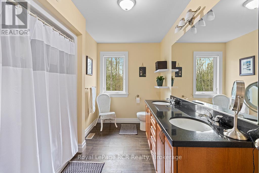 












758335 GIRL GUIDE ROAD

,
Georgian Bluffs,




Ontario
N4K5N7


