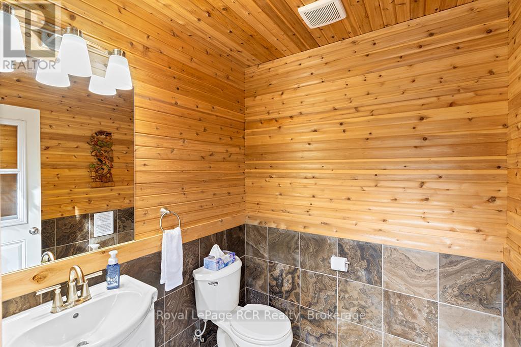 












758335 GIRL GUIDE ROAD

,
Georgian Bluffs,




Ontario
N4K5N7

