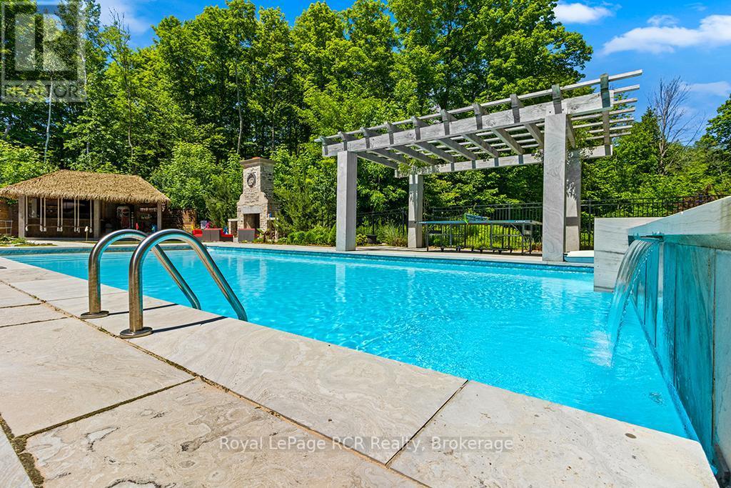 












758335 GIRL GUIDE ROAD

,
Georgian Bluffs,




Ontario
N4K5N7


