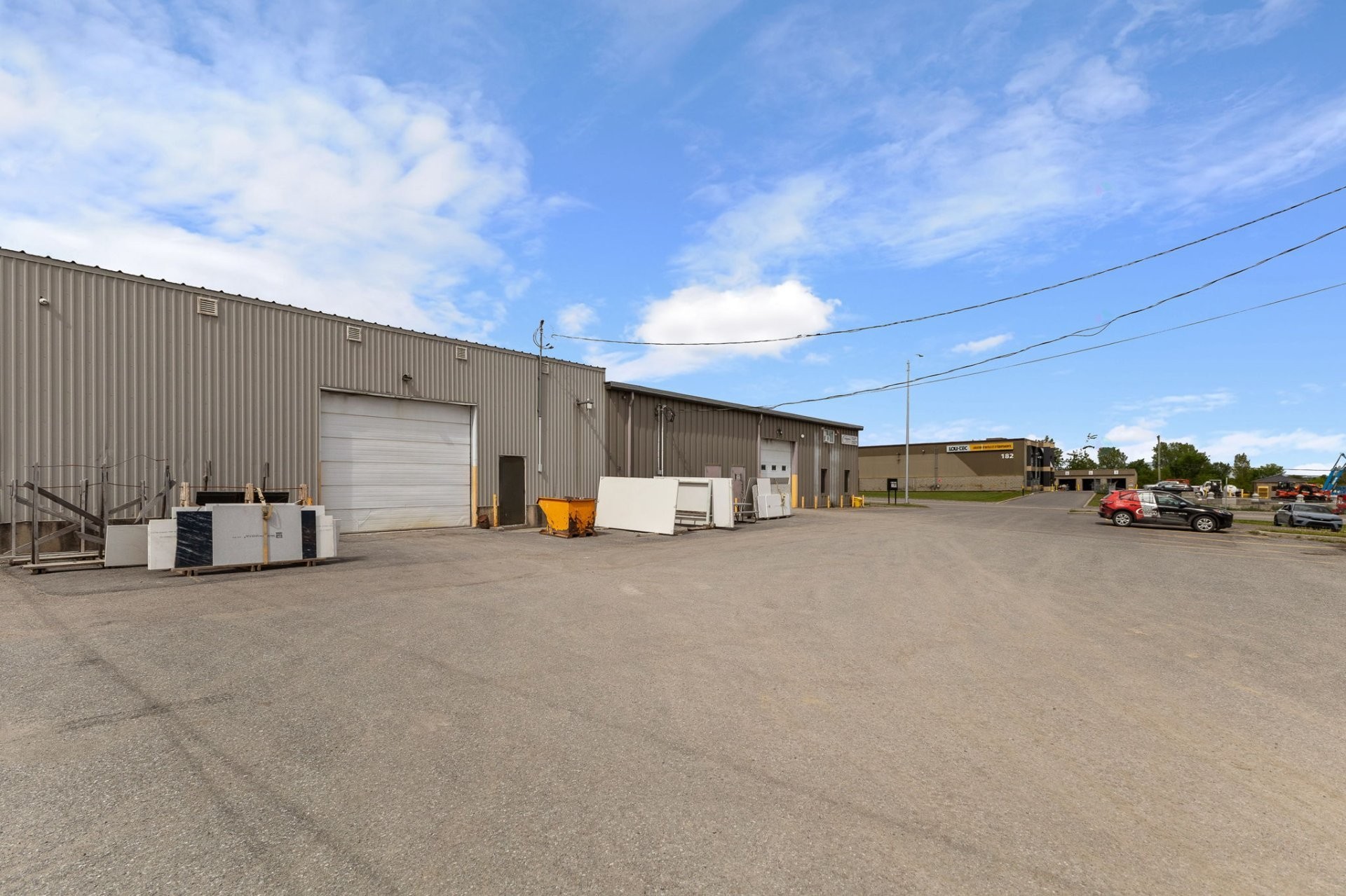









183


Boul. de l'Aéroport

,
Gatineau (Gatineau),




QC
J8R3X2

