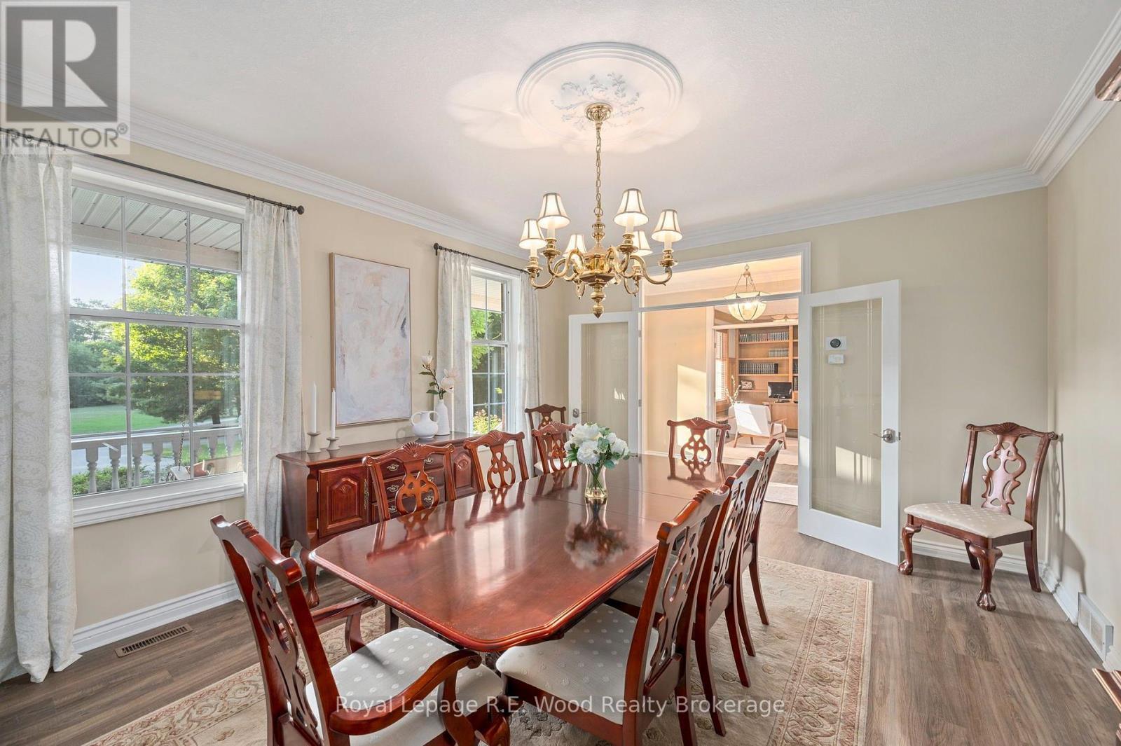 












7335 PACK ROAD

,
London South (South V),




Ontario
N6P1P5

