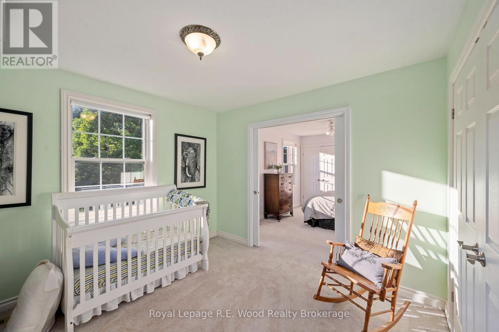 












7335 PACK ROAD

,
London South (South V),




Ontario
N6P1P5

