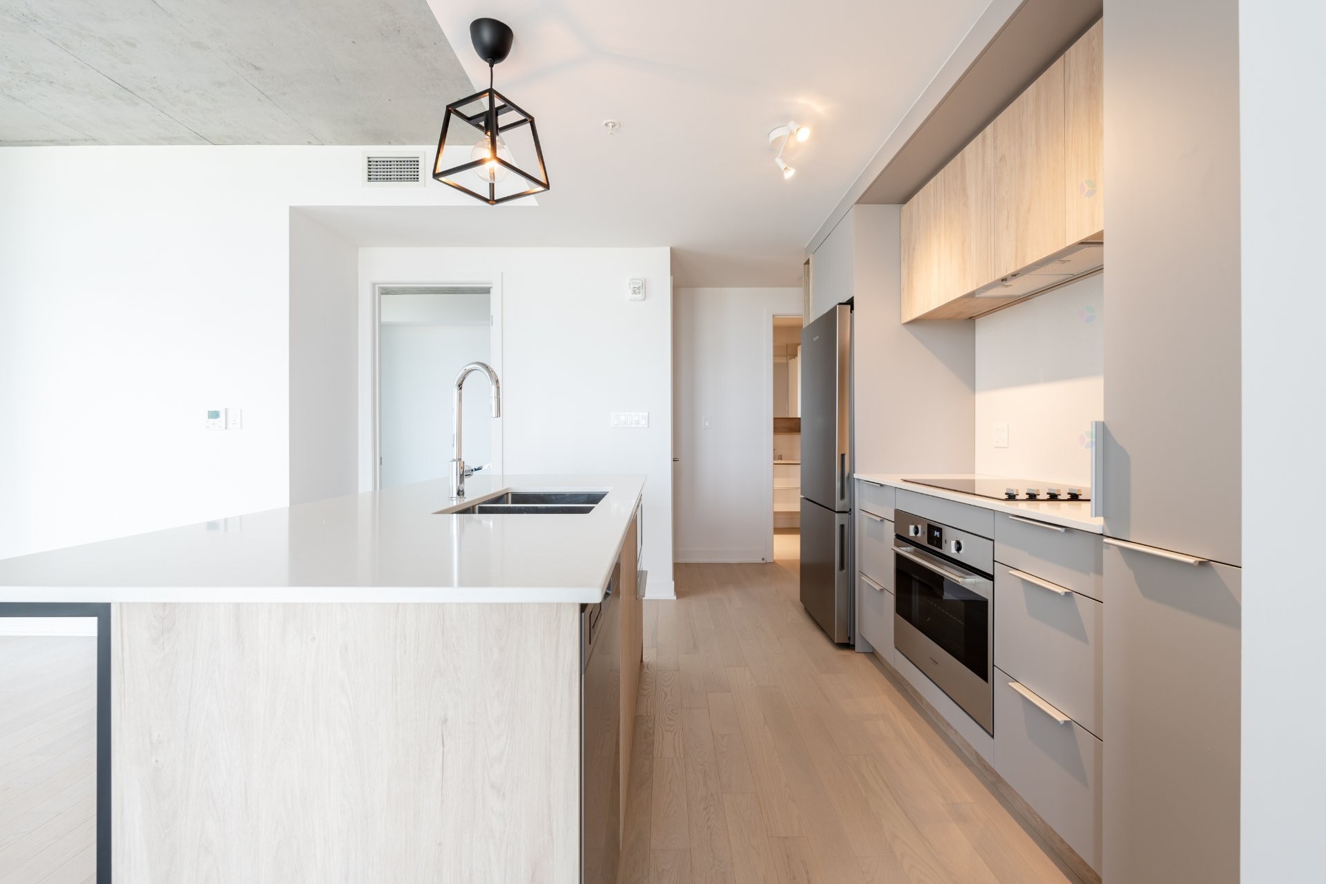 









505


Rue de l'Escale

, 929,
Brossard,




QC
J4Z0T3

