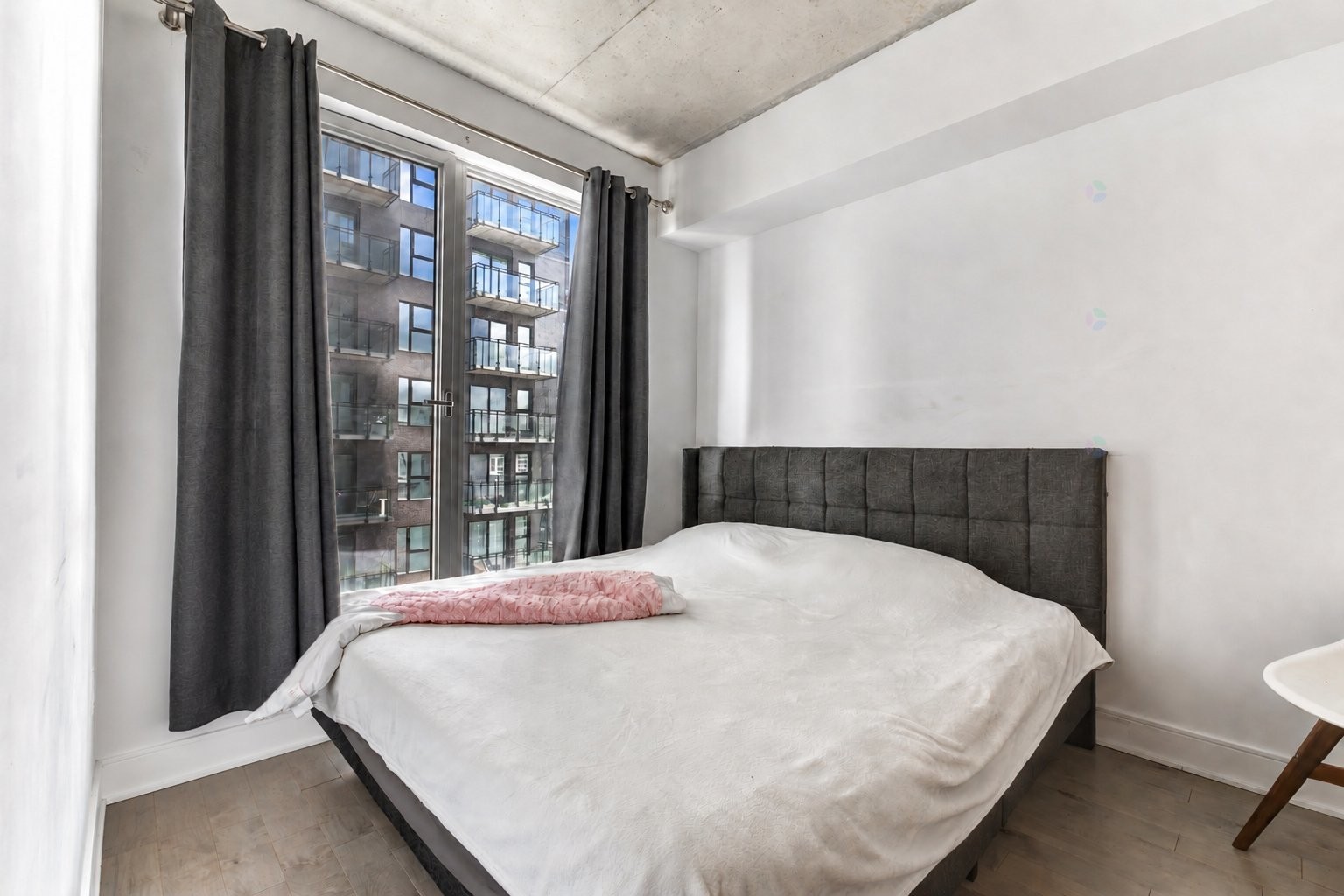 









2320


Rue Tupper

, 2005,
Montréal (Ville-Marie),




QC
H3H0B8

