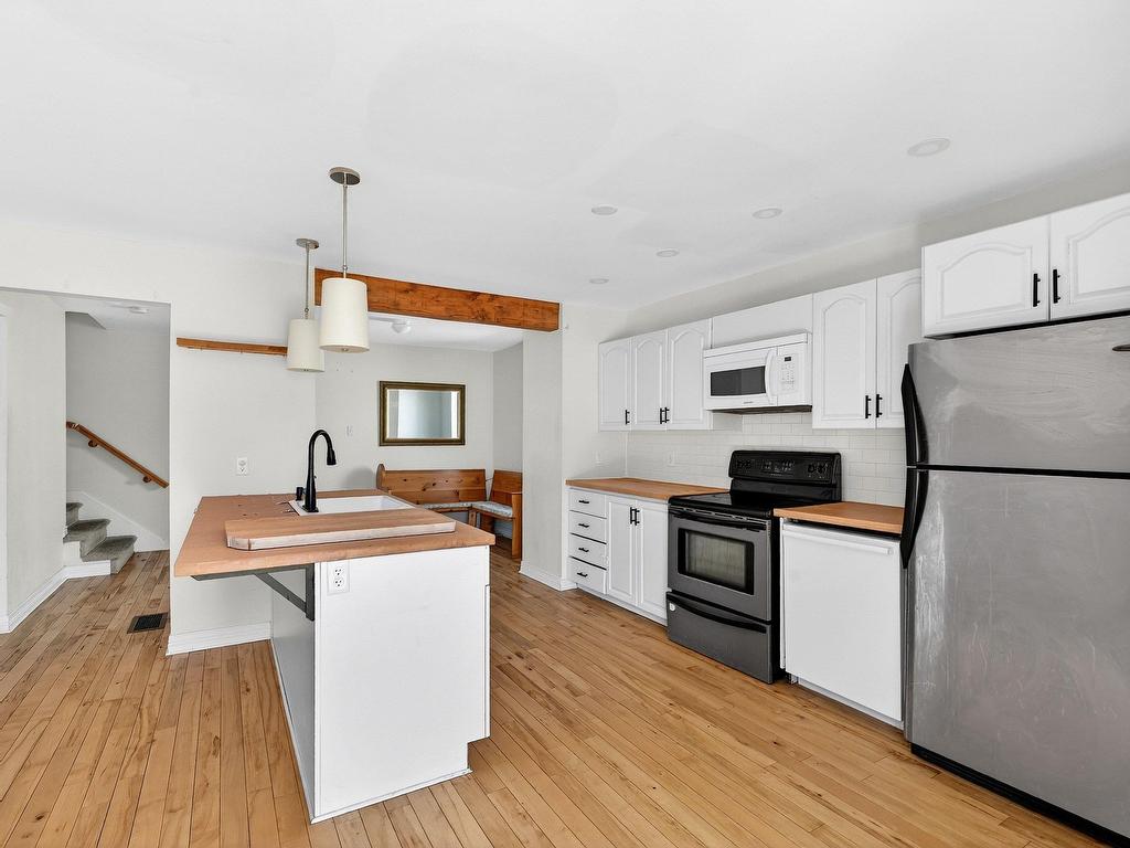 












38 Evans Avenue

,
Halifax,




NS
B3M 1C2

