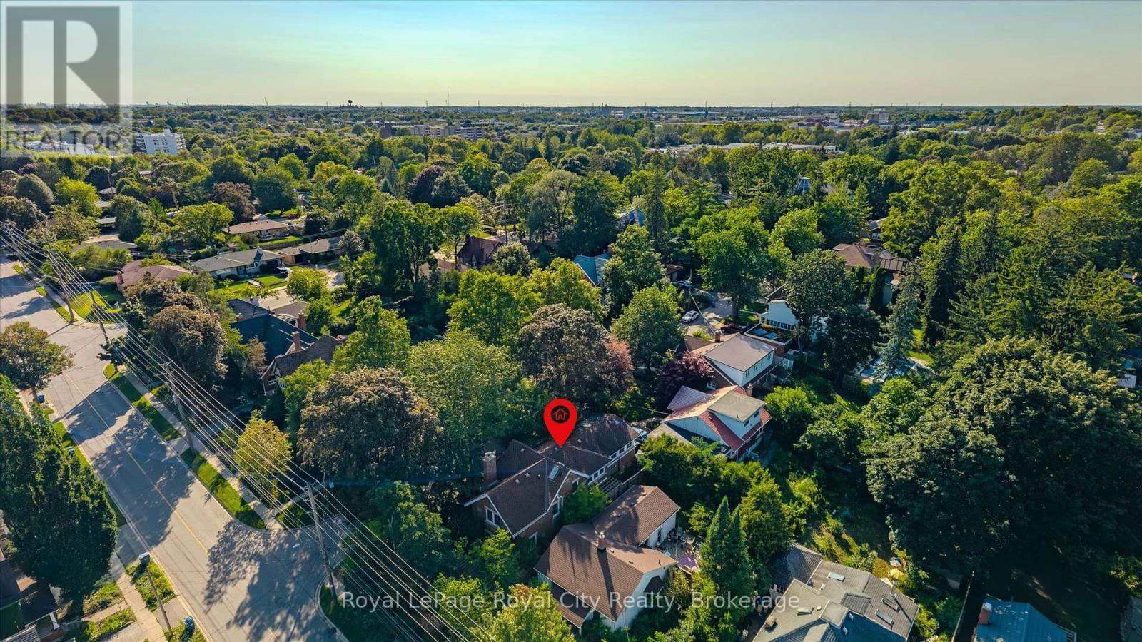 












1 BARBER AVENUE

,
Guelph (Exhibition Park),




Ontario
N1H5E6

