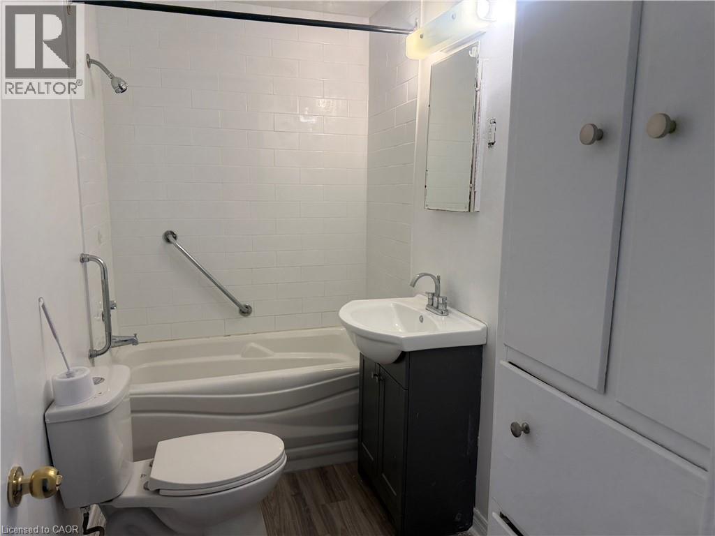 












10 PORT MAITLAND Road Unit# 3

,
Dunnville,




Ontario
N1A1Y4

