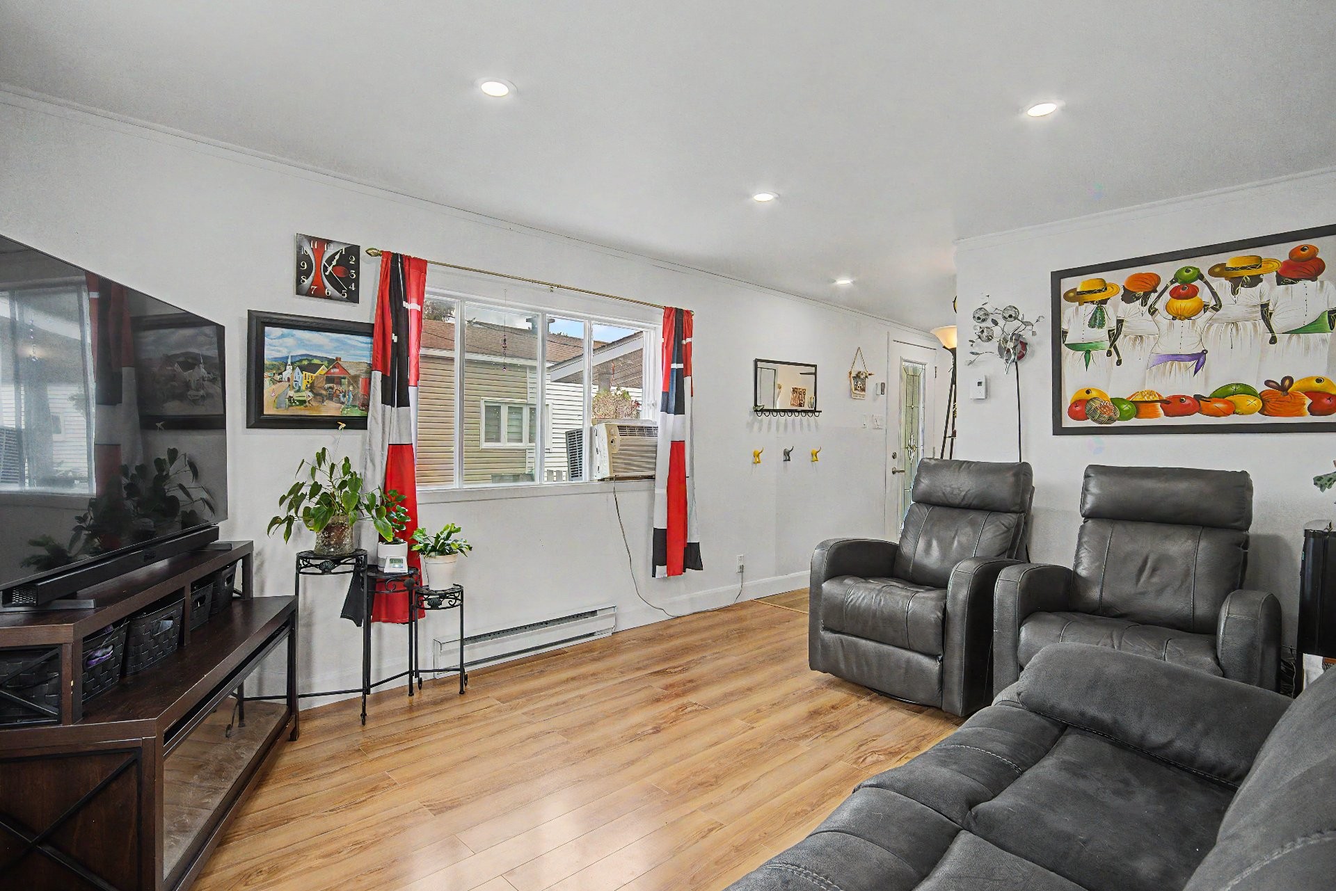 









3950


Boul. Sir-Wilfrid-Laurier

, 301,
Longueuil (Saint-Hubert),




QC
J3Y5Y9

