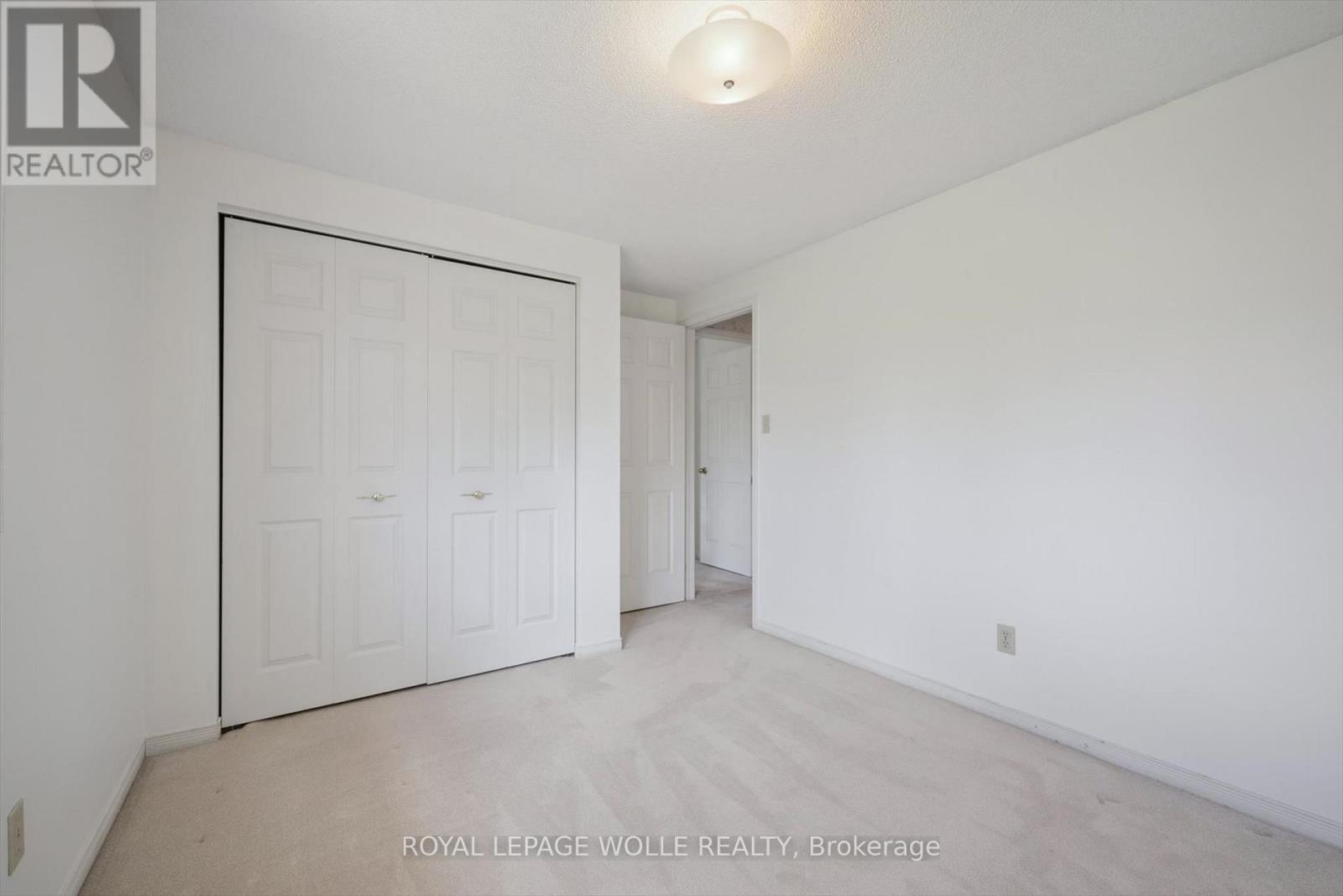 












363 NORTHLAKE DRIVE

,
Waterloo,




Ontario
N2V1W6

