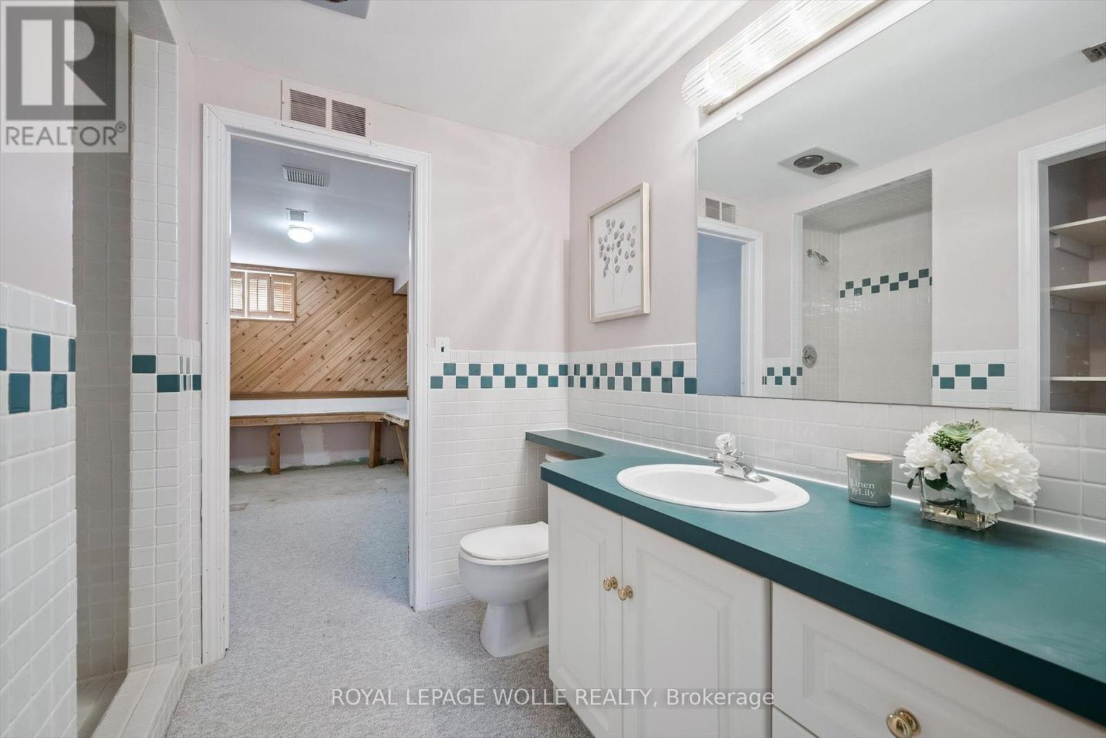 












363 NORTHLAKE DRIVE

,
Waterloo,




Ontario
N2V1W6

