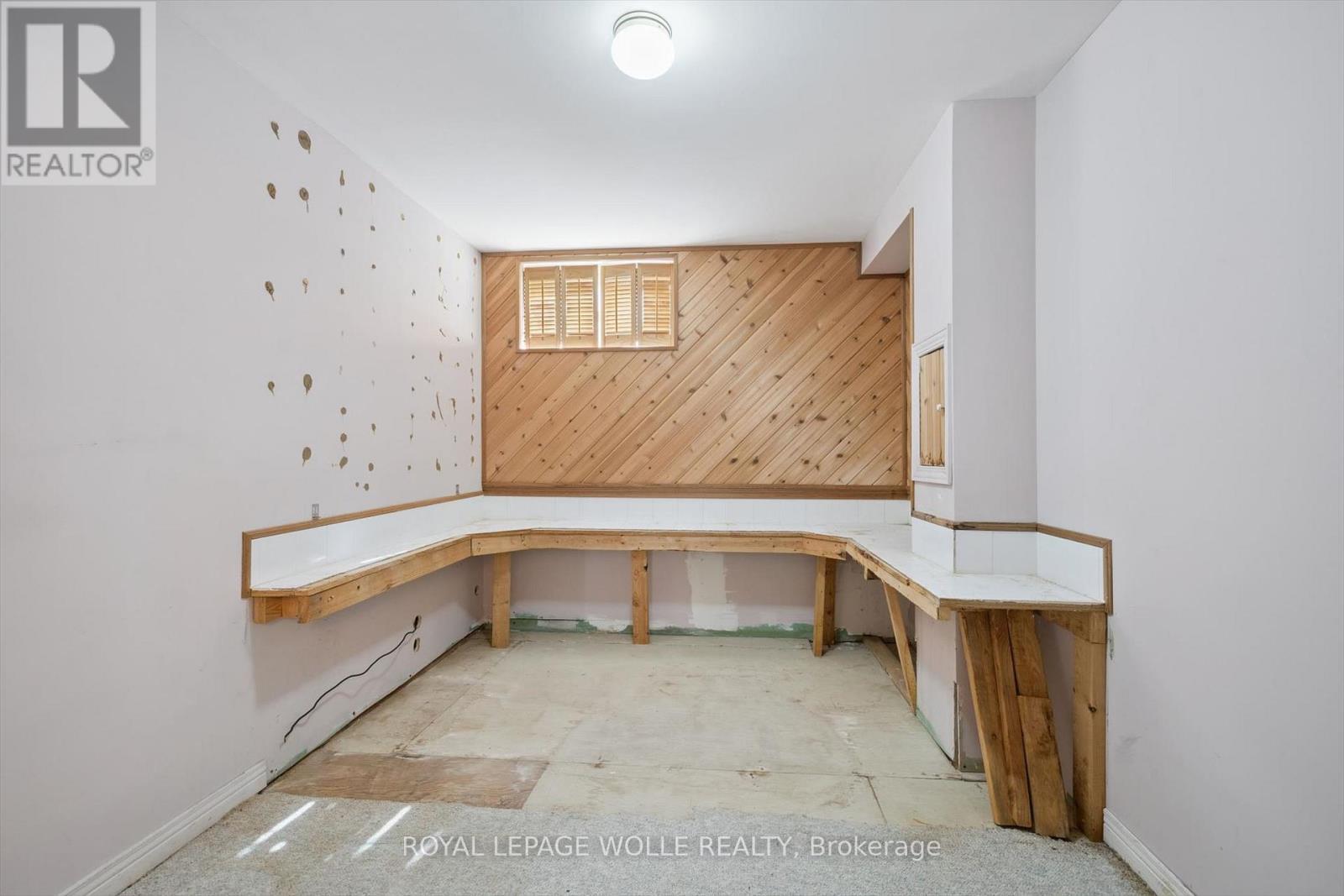 












363 NORTHLAKE DRIVE

,
Waterloo,




Ontario
N2V1W6

