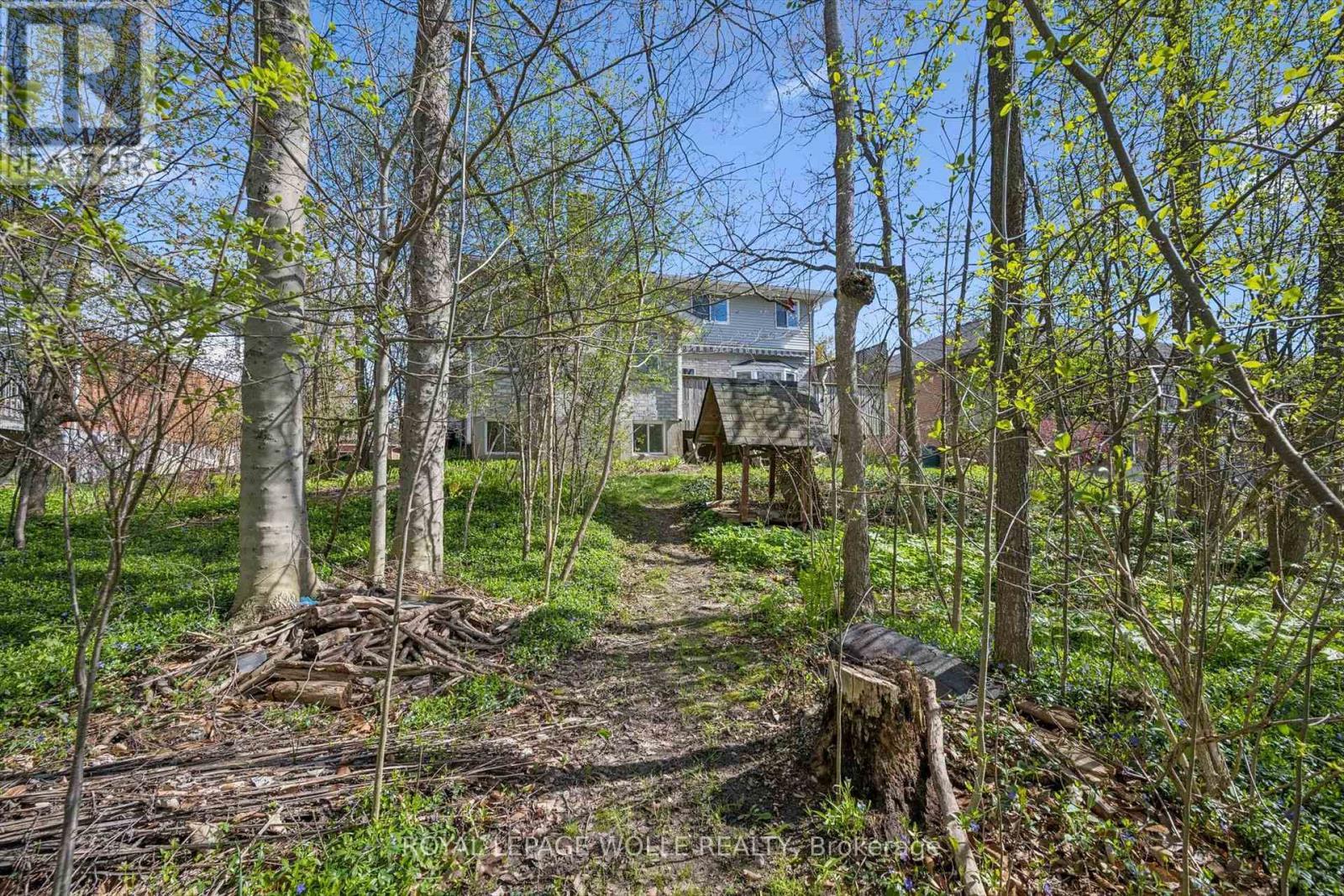 












363 NORTHLAKE DRIVE

,
Waterloo,




Ontario
N2V1W6

