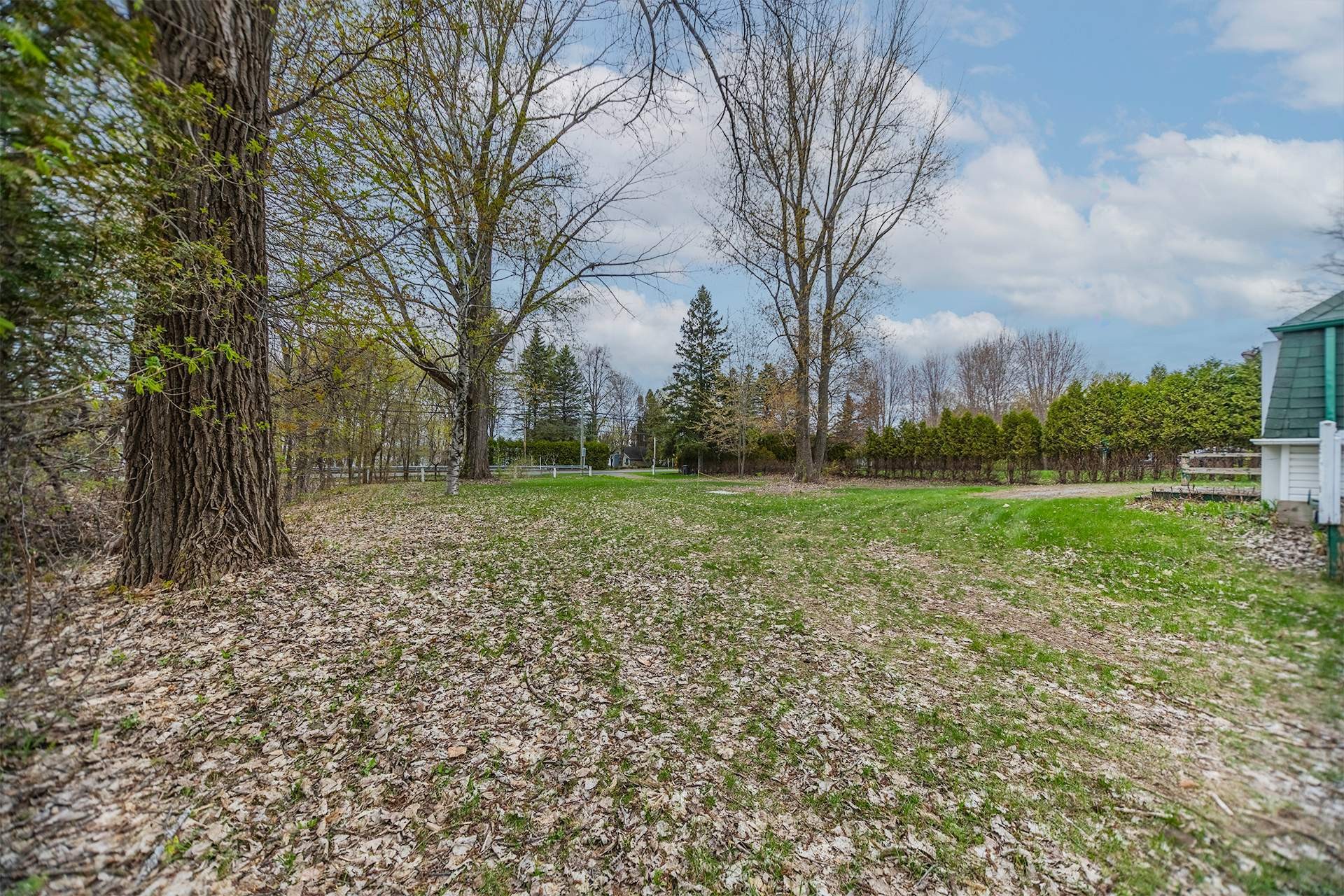 









8431


Route Marie-Victorin

,
Contrecoeur,




QC
J0L1C0


