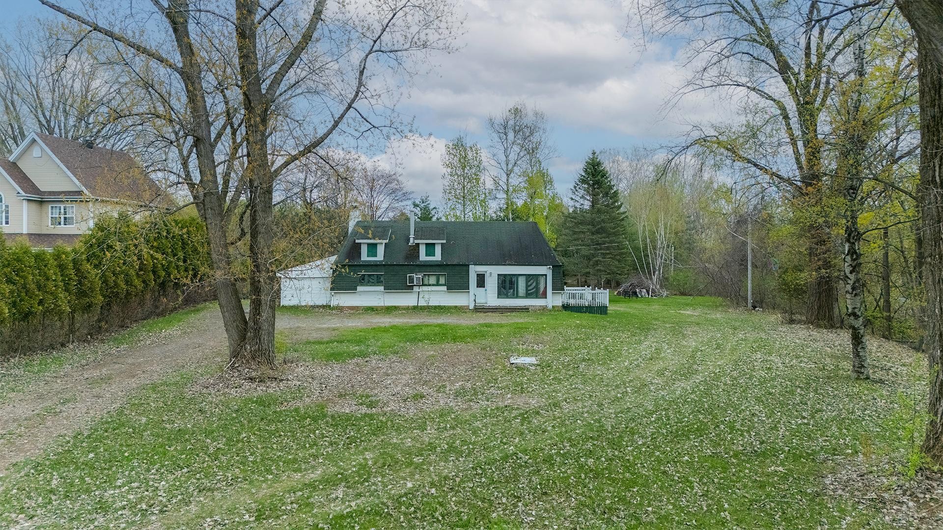 









8431


Route Marie-Victorin

,
Contrecoeur,




QC
J0L1C0

