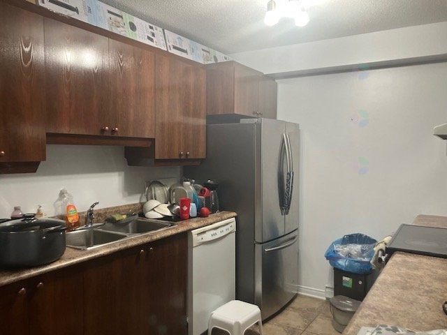 









1004


Ch. de Montréal O.

, 2,
Gatineau (Masson-Angers),




QC
J8M0A1

