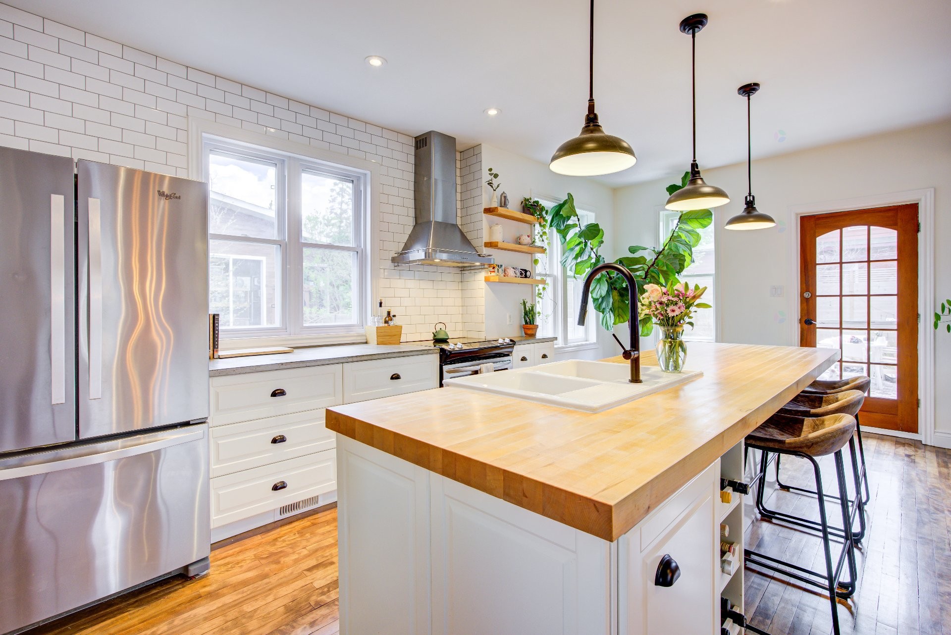 









432


Rue Parker

,
Gatineau (Aylmer),




QC
J9H4P7

