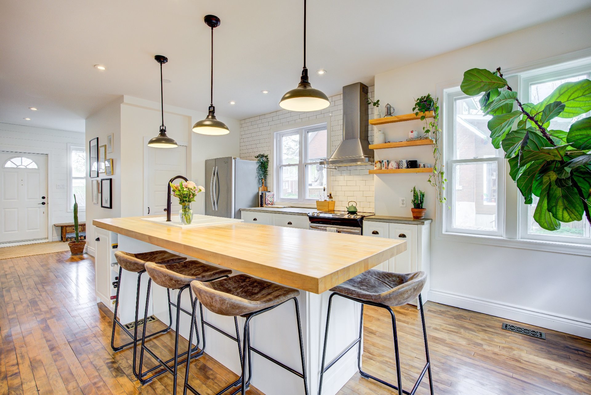 









432


Rue Parker

,
Gatineau (Aylmer),




QC
J9H4P7

